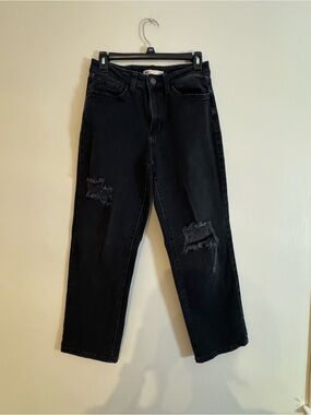 Women’s Black Distressed Jeans